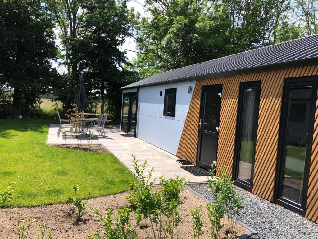 Luxe En Gezellig Chalet Aan Veluwemeer 4 Pers Hulshorst Exterior photo