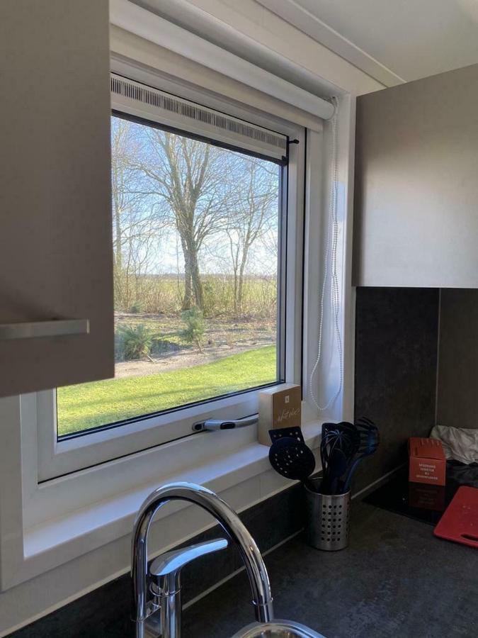 Luxe En Gezellig Chalet Aan Veluwemeer 4 Pers Hulshorst Exterior photo