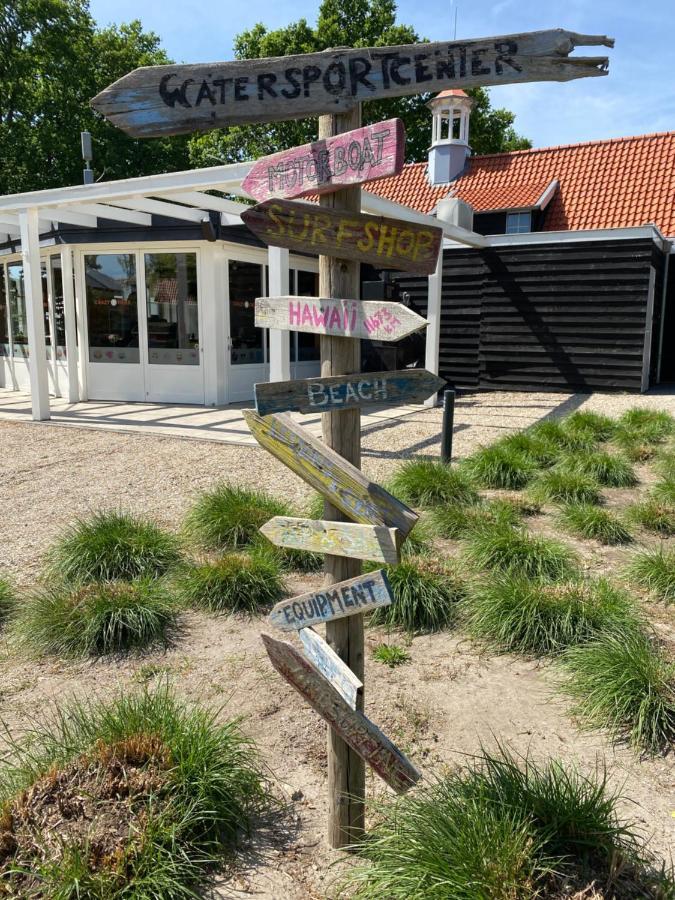 Luxe En Gezellig Chalet Aan Veluwemeer 4 Pers Hulshorst Exterior photo