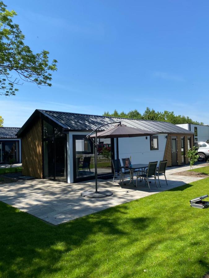 Luxe En Gezellig Chalet Aan Veluwemeer 4 Pers Hulshorst Exterior photo